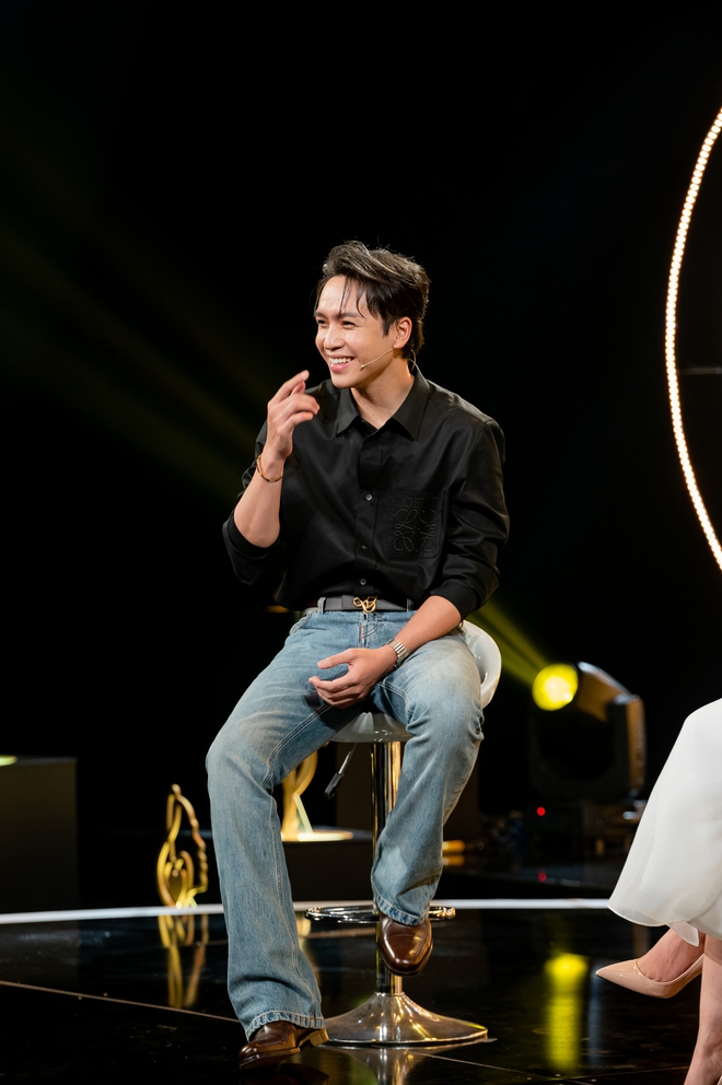 Chạm 5S - Bạch Công Khanh: Đằng sau vinh quang, còn ai ở lại bên ta?- Ảnh 1.