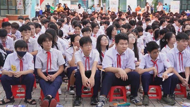 Hàng nghìn cơ hội nghề nghiệp được mở ra tại Ngày hội Tuyển sinh 2025- Ảnh 2. Hàng nghìn cơ hội nghề nghiệp được mở ra tại Ngày hội Tuyển sinh 2025- Ảnh 2.