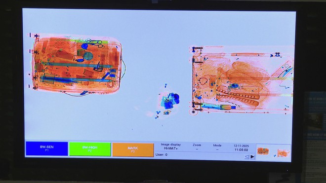 Hải quan Tân Sơn Nhất quyết tâm bảo vệ cửa ngõ hàng không khỏi tội phạm ma túy - Ảnh 8.