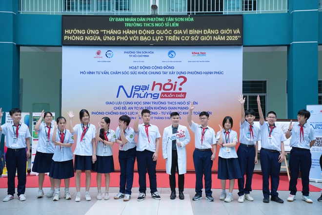 Học sinh khối lớp 9 tìm hiểu về kiến thức sức khỏe vị thành niên qua dự án “Ngại hỏi nhưng muốn biết” - Ảnh 3.