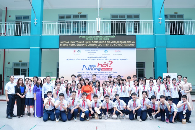 Học sinh khối lớp 9 tìm hiểu về kiến thức sức khỏe vị thành niên qua dự án “Ngại hỏi nhưng muốn biết” - Ảnh 2.