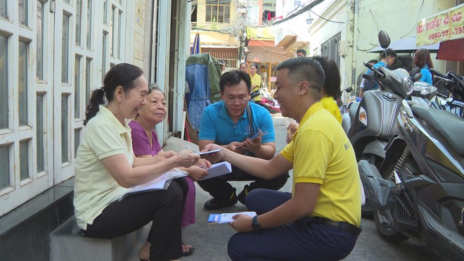 Thành phố Hồ Chí Minh chi gần 2.000 tỷ đồng để miễn phí bảo hiểm y tế: Những điều người dân cần biết - Ảnh 2.