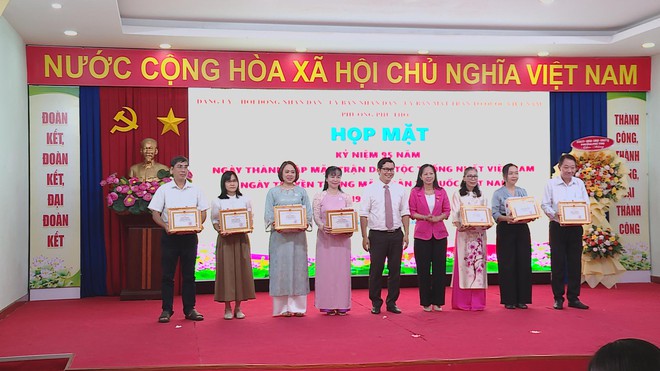 Ngày hội Đại đoàn kết toàn dân tộc tại Phường Phú Thọ - Ảnh 6.