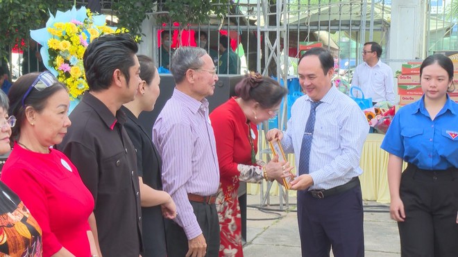 Phường Tân Sơn Nhất họp mặt kỷ niệm 95 năm Ngày truyền thống Mặt trận Tổ quốc Việt Nam - Ảnh 6.