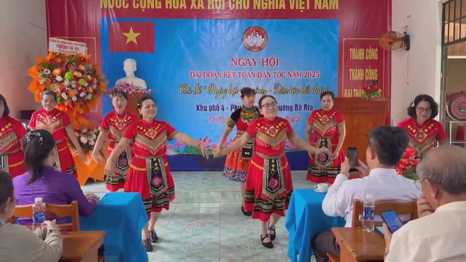 Sôi nổi các hoạt động gắn kết cộng đồng ở khu dân cư - Ảnh 2.