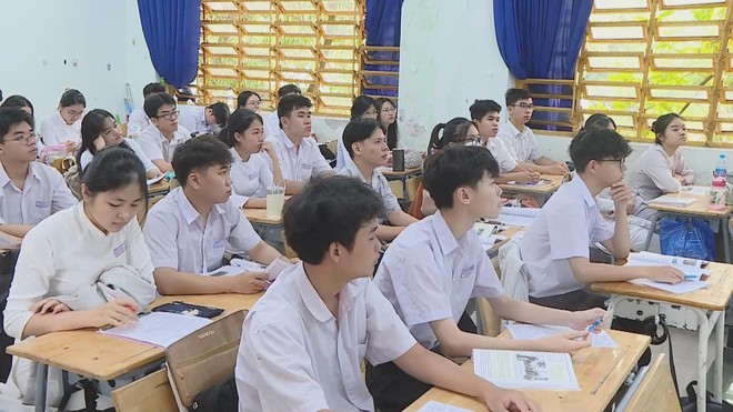 Thống nhất bộ sách giáo khoa: Bước tiến trong đổi mới giáo dục - Ảnh 9.