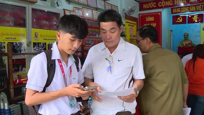 “Bình dân học vụ số” – Lan tỏa từ cơ sở, đưa công nghệ đến gần người dân - Ảnh 1.