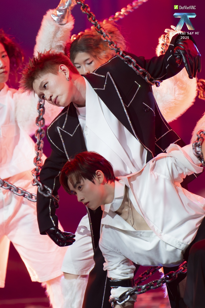 Anh trai "say hi" - Mùa 2 - Tập 7: Pop-Funk bùng nỗ trong thế giới “cám dỗ” và tự do. - Ảnh 2.