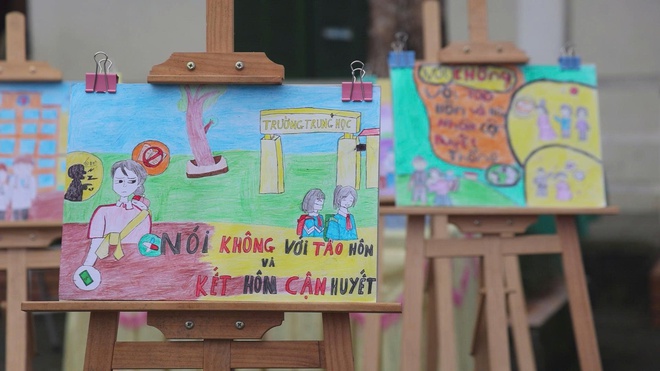 Mùa đông ấm áp nơi non cao: Gửi gắm tình thương vào hành trình tri thức- Ảnh 1.