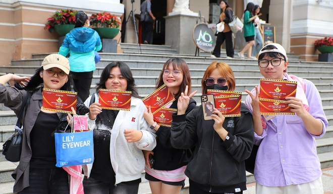 Khai mạc Triển lãm "TP. Hồ Chí Minh vươn mình cùng đất nước qua góc nhìn điện ảnh" - Ảnh 6.