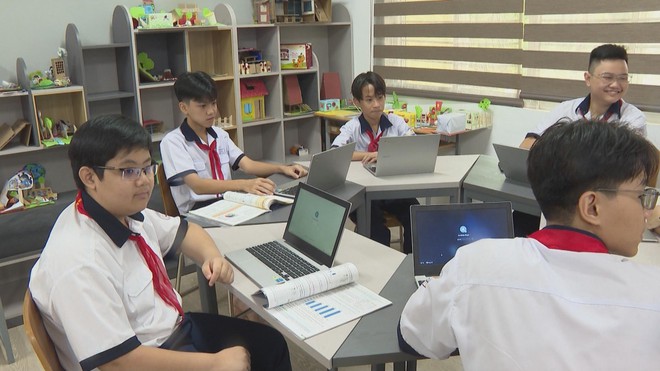 Những người “lái đò” thầm lặng, nâng niu từng ước mơ của thế hệ trẻ - Ảnh 3.