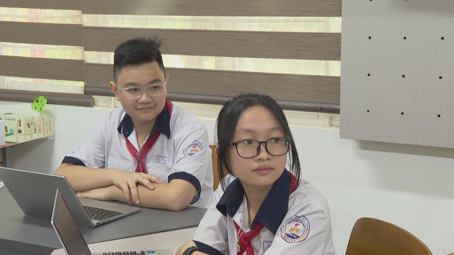 Những người “lái đò” thầm lặng, nâng niu từng ước mơ của thế hệ trẻ - Ảnh 2.