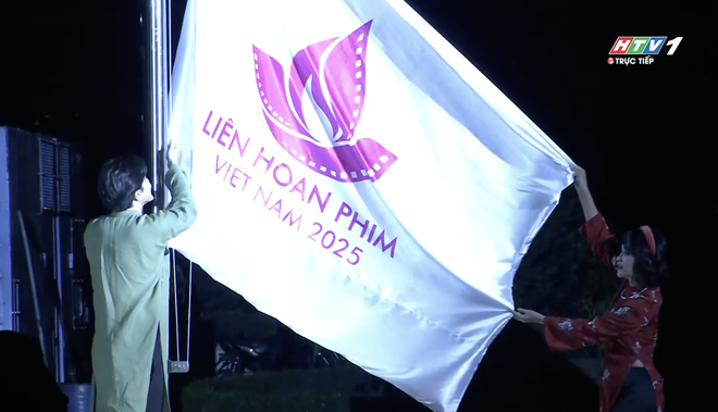 Liên hoan phim Việt Nam lần thứ 24 và những lần đầu tiên - Ảnh 1.