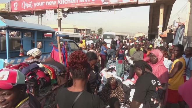 Nigeria: Hơn 300 người bị bắt cóc, chính quyền đóng cửa hàng loạt trường học - Ảnh 5.