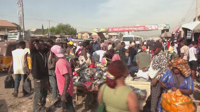 Nigeria: Hơn 300 người bị bắt cóc, chính quyền đóng cửa hàng loạt trường học - Ảnh 2.