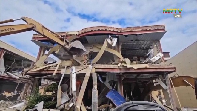 Myanmar đột kích "thủ phủ" lừa đảo Shwe Kokko, bắt giữ gần 1.600 người nước ngoài- Ảnh 3. Myanmar đột kích "thủ phủ" lừa đảo Shwe Kokko, bắt giữ gần 1.600 người nước ngoài- Ảnh 3.