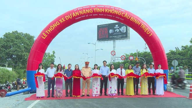 Thông xe cầu Bình Triệu 1: Bước tiến mới cho hạ tầng giao thông cửa ngõ thành phố - Ảnh 1.