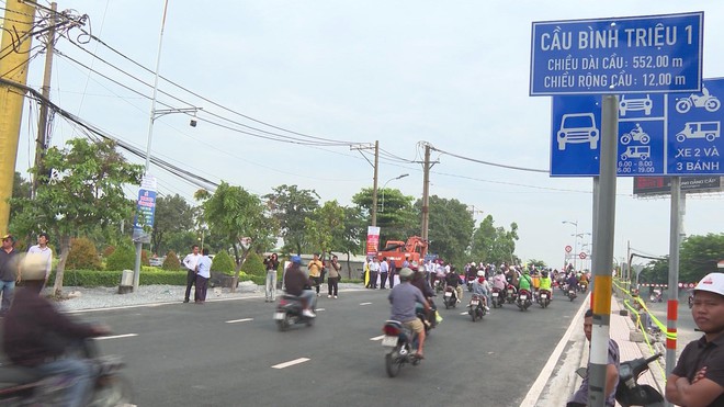 Thông xe cầu Bình Triệu 1: Bước tiến mới cho hạ tầng giao thông cửa ngõ thành phố - Ảnh 4.