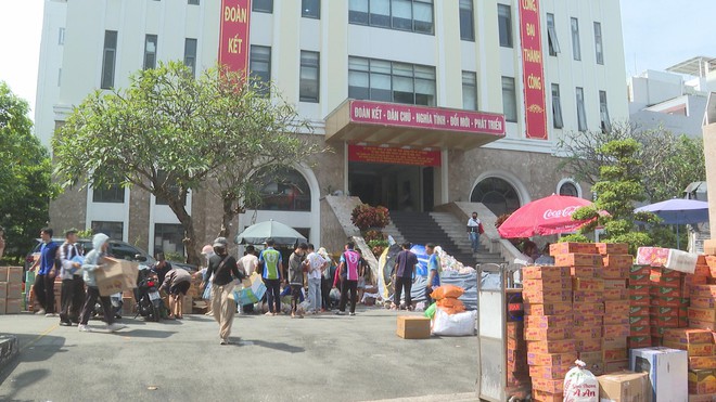 Nhiều tấm lòng từ TP. Hồ Chí Minh tiếp tục hướng về đồng bào vùng lũ - Ảnh 1.