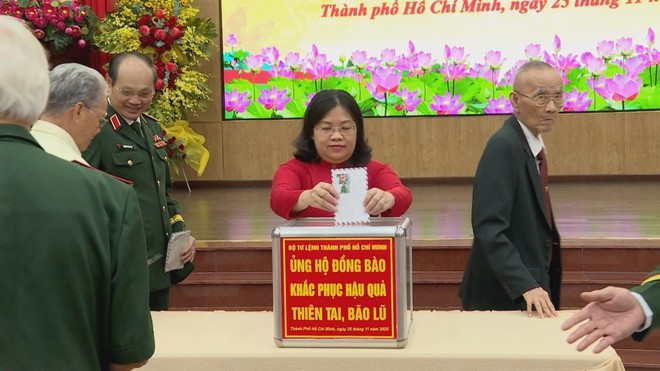 Kỷ niệm 80 năm Ngày truyền thống Lực lượng vũ trang Bình Dương - Ảnh 4.