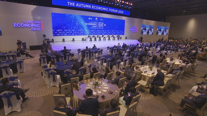 Diễn đàn Kinh tế mùa Thu 2025: Thủ tướng nêu tầm nhìn Chuyển đổi xanh - Chuyển đổi số - Ảnh 1.