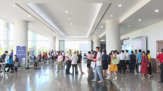 Ngành thuế TP. Hồ Chí Minh đẩy mạnh hướng dẫn thực hiện chính sách thuế mới cho hộ kinh doanh - Ảnh 12.