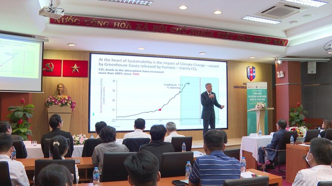 Nâng hạng chứng khoán: Cần minh bạch để đón vốn ngoại - Ảnh 2.