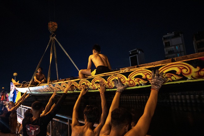 NewZround: Kịch tính màn đua ghe Ngo trên kênh Nhiêu Lộc - TP. Hồ Chí Minh - Ảnh 5.