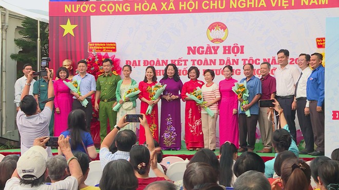 Ngày hội đại đoàn kết toàn dân tộc tại phường Chợ Lớn: Phát huy tinh thần đoàn kết - Ảnh 3.