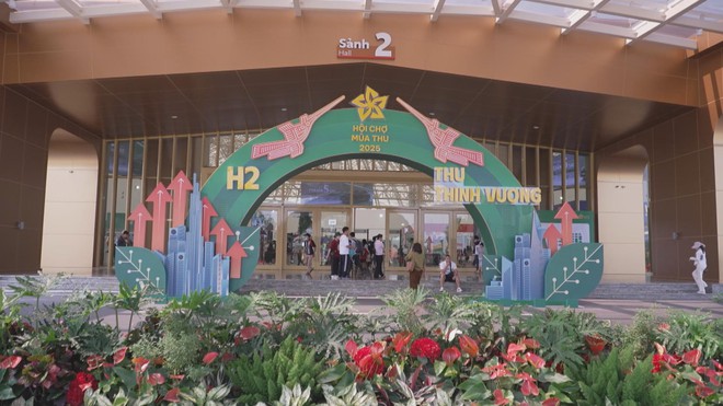 Hội chợ Mùa Thu 2025: Doanh nghiệp Việt 'bùng nổ' kết nối - Ảnh 1.