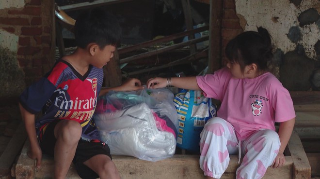 Thời sự HTV ngày 30/11/2025 | Người dân vùng lũ tích cực đi qua những khó khăn - Ảnh 2.