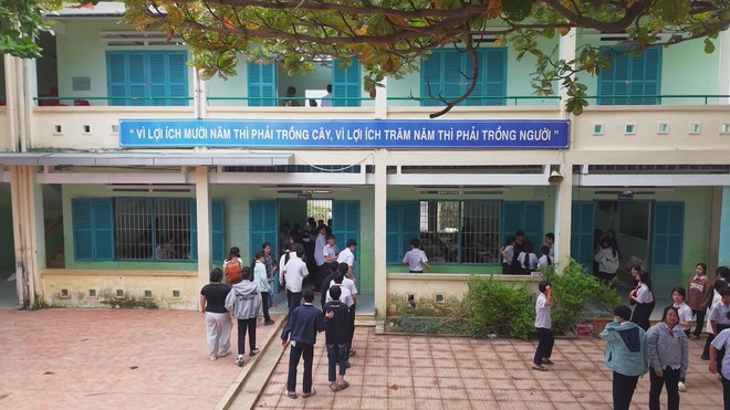 Quỹ "Chung một tấm lòng" triển khai hành động “Hồi sinh những ngôi trường vùng lũ” ngay giữa giai đoạn vận động quỹ - Ảnh 2.