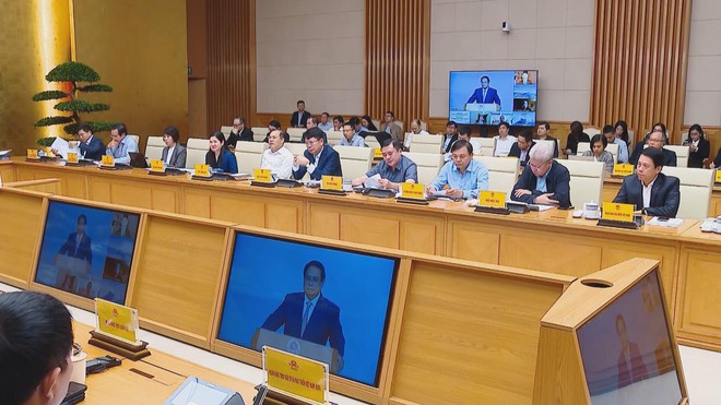 Thủ tướng khẩn trương ban hành Nghị định cho Trung tâm tài chính quốc tế trong tháng 11 - Ảnh 2.