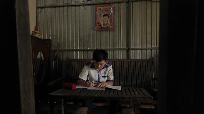 Quốc Thái: "Con chỉ mong cha khỏe lại, bà sống lâu với con" - Mái ấm gia đình Việt- Ảnh 7.