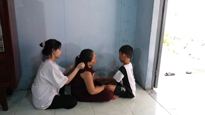 Mái ấm gia đình Việt: Cô bé Bích Trân nhịn đói bữa sáng vì "con quen rồi" - Ảnh 6.