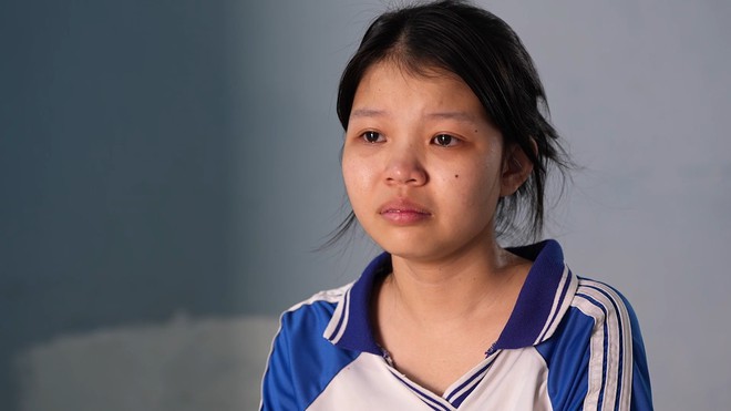 Mái ấm gia đình Việt: Cô bé Bích Trân nhịn đói bữa sáng vì "con quen rồi" - Ảnh 1.