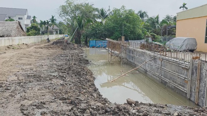 Phường Thủ Dầu Một: Sẵn sàng ứng phó mưa bão và triều cường - Ảnh 2.