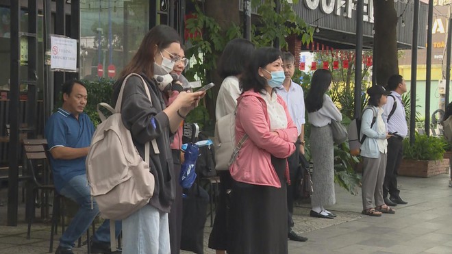 Trải nghiệm tuyến xe buýt 171: Kết nối Bình Dương – Tp. Hồ Chí Minh thuận tiện, hiện đại - Ảnh 3.