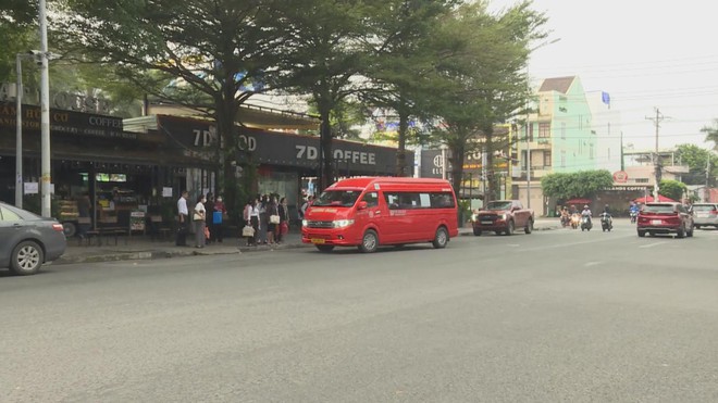 Trải nghiệm tuyến xe buýt 171: Kết nối Bình Dương – Tp. Hồ Chí Minh thuận tiện, hiện đại - Ảnh 2.
