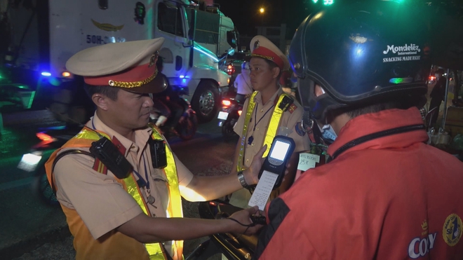 TP.HCM quyết liệt siết chặt kiểm sóat nồng độ cồn, nghiêm cấm can thiệp xử lý - Ảnh 3.