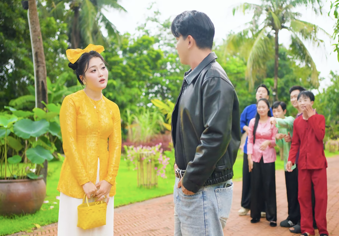 Chuông bạc Mỹ Nhung: Mang sắc màu tươi mới đến với cải lương qua MV "Cưới hén anh" - Ảnh 6.