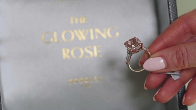 Sắp đấu giá viên kim cương hồng 10,08 carat quý hiếm - Ảnh 3.