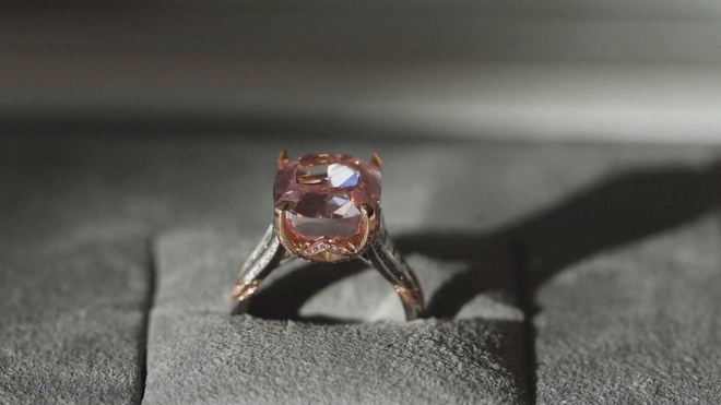 Sắp đấu giá viên kim cương hồng 10,08 carat quý hiếm - Ảnh 4.