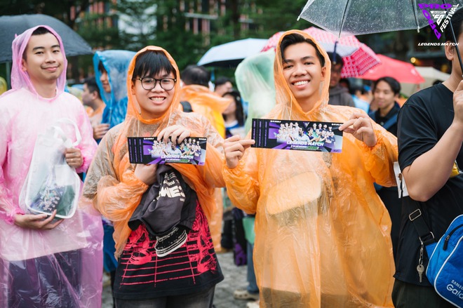 NewZround: Huyền thoại Kaká dẫn dắt đội hình các danh thủ Việt Nam tại Legends Match - Ảnh 7.