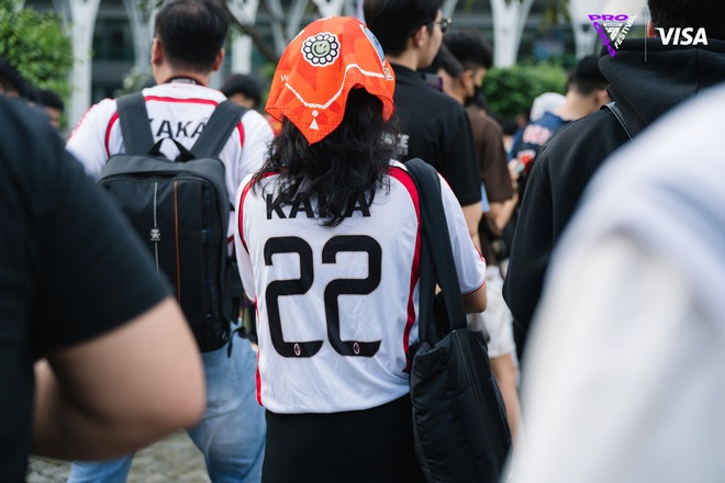 NewZround: Huyền thoại Kaká dẫn dắt đội hình các danh thủ Việt Nam tại Legends Match - Ảnh 8.