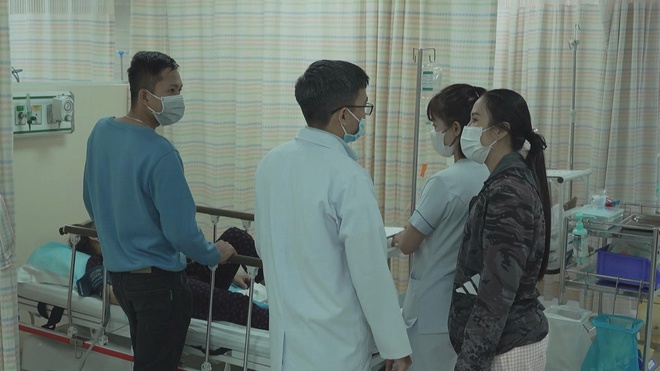 Vi khuẩn Salmonella gây ngộ độc bánh mì: Hơn 80 người nhập viện tại TP. Hồ Chí Minh - Ảnh 2.