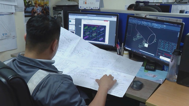 Kỹ sư Nguyễn Văn Lộc: "Sống đẹp" bắt đầu từ sự bền bỉ sáng tạo mỗi ngày. - Ảnh 1.