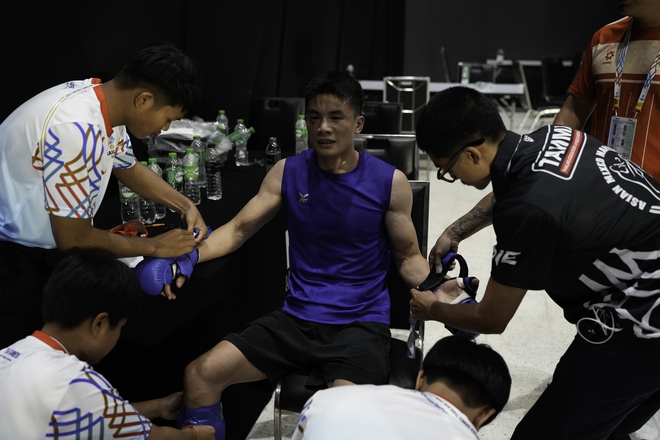 SEA Games 33: MMA Việt Nam - 3/6 võ sĩ giành quyền vào Chung kết - Ảnh 5.