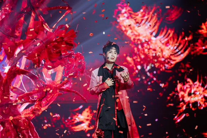 Ryn Lee từ rụt rè đến chạm cảm xúc khán giả tại Anh trai "Say hi" 2025 - Ảnh 1.