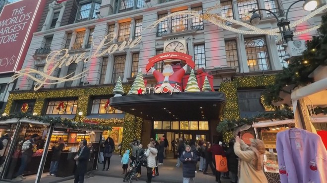 Mỹ: TP. New York ngập tràn không khí Noel - Ảnh 1.